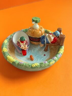 Lotus 1995 VNTG Chip and Dip Bowl PLUS BurgerDispenser 3 Piece Set Pond Kitsch